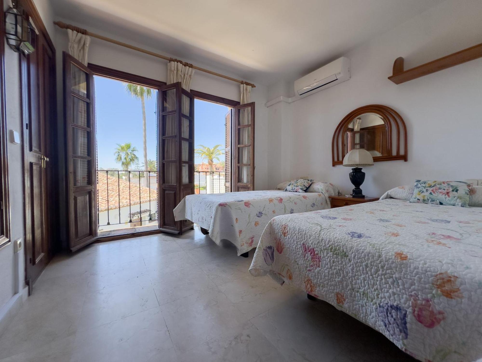 Adosado Junto Al Mar Villa Estepona Ngoại thất bức ảnh